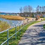 Gruenes Sundchalet Franken Vorstadt